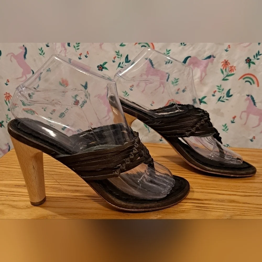 NWT Y2K True Religion Mocha Leather Boho Indie Neutral Sandal Heel Shoe SZ 37EU
